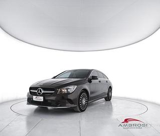 MERCEDES-BENZ CLA 200 200 d Automatic Business -