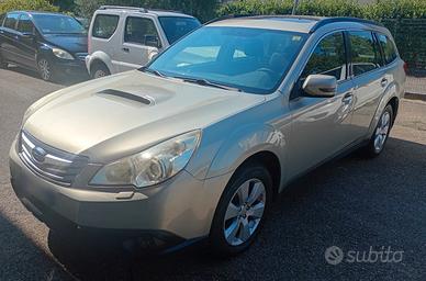 Subaru OUTBACK 2.0D