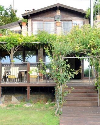 Rustico / Casale di 1480 m² con 5 locali e box aut