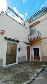 Palazzina con posizione centrale