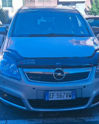 Opel Zafira  7 posti 