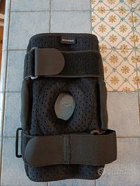 Ginocchiera rinforzi laterali in metallo 