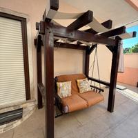 Dondolo in legno