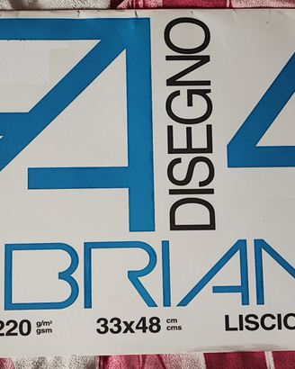 Album da disegno Fabriano 33x48 liscio
