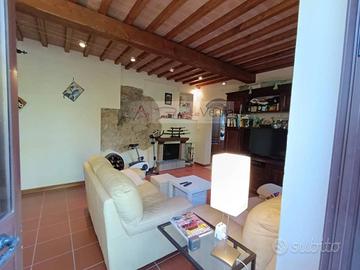Casa indipendente di 84 m² con 5 locali a Pietrasa