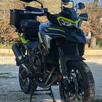 Benelli TRK 702 X