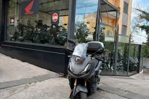 Honda ADV 350
