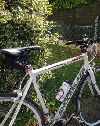 Biciclette da corsa con manubrio dritto