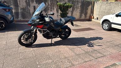 Ducati muktistrada v2s 2024 -  valigie - bauletto 
