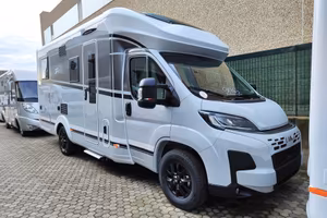 Laika Ecovip L 3009 - Semintegrale con letti gemel