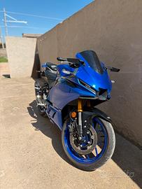 Yamaha R3 2025
