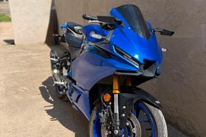 Yamaha R3 2025