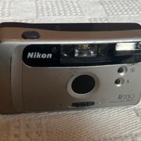 Macchina fotografica a rullino NIKON AF 230