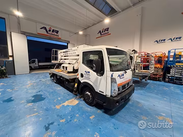 Nissan Cabstar NT400 Euro 6 allestito con piattafo