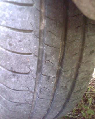 Gomme 165/65 R14 estive