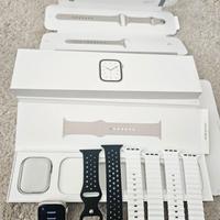 Apple Watch Series 7 45mm 

