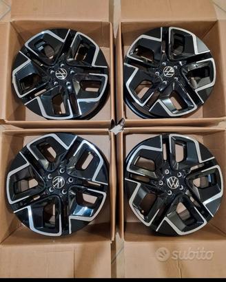 cerchi  golf 8.5 r line 