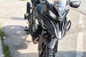 Benelli trk 702