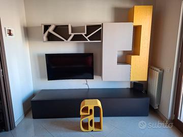 PARETE ATTREZZATA VOLTAN