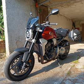 CB 1000 R