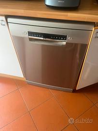 Lavastoviglie Bosch Serie 4 SMS4EMI02E