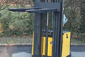 Carrello timonato Hyster elettrico 16 quintali