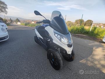 Piaggio MP3 300 hpe IE ABS