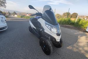 Piaggio MP3 300 hpe IE ABS