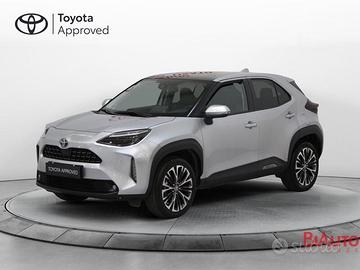 Toyota Yaris Cross 1.5h Lounge fwd 116cv e-cvt