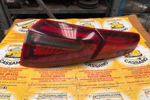 FARO POSTERIORE DESTRO ALFA ROMEO STELVIO ANNO:201