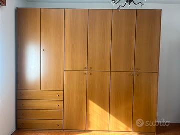 Armadio 6 ante