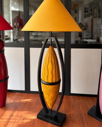 Lampada da terra in ceramica gialla