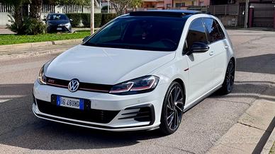 Volkswagen Golf GTI Performance 2.0 245 CV TSI DSG