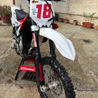 Motocross Husqvarna CR125 2011/2012