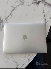 McBook modello A2337