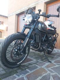 Ducati scrambler night shift