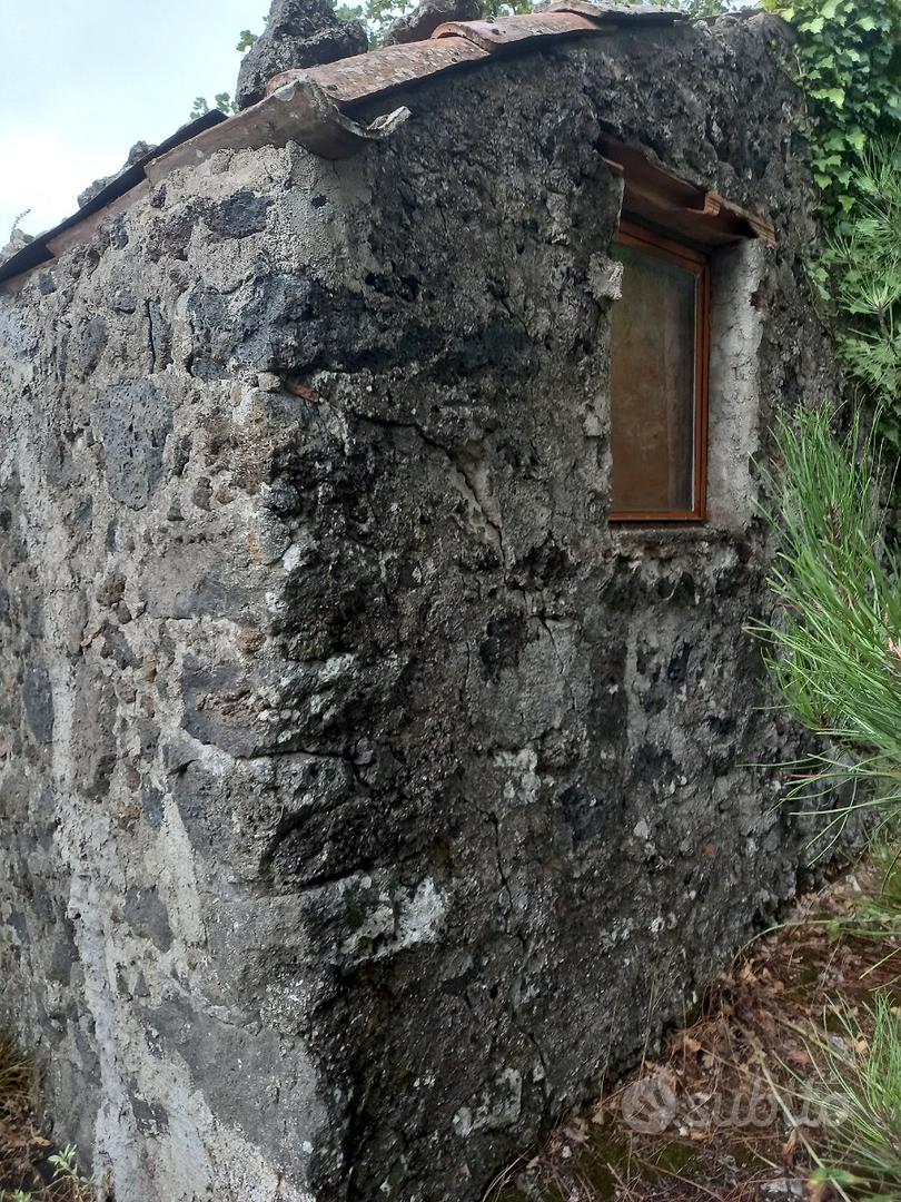Rifugio Etna: Terreno Recintato Muretto a secco - Vista 4