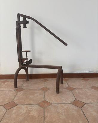 Macchina per imbottigliare anni 50-vintage