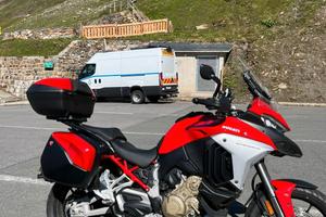 Ducati Multistrada v4s