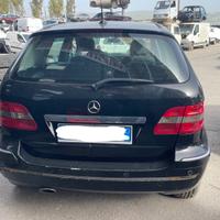 Ricambi Mercedes-Benz B200 CDI 140cv del 2007