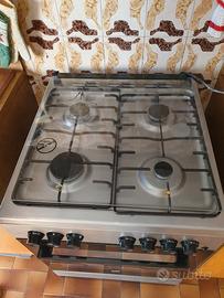 piano cottura con forno Beko classe energetica A