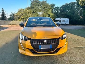 Peugeot 208 GT Line 1.5 BlueHDi