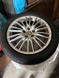 Cerchi in lega Alfa Romeo