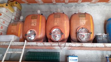 Materiale cantina