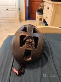 Casco bicicletta 