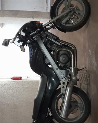 honda 659 Ntv