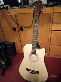 Chitarra acustica 