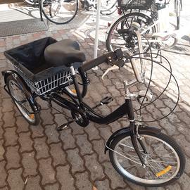 triciclo per adulti
