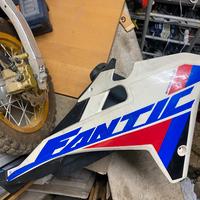 Serbatoio e sella fantic 125 4t