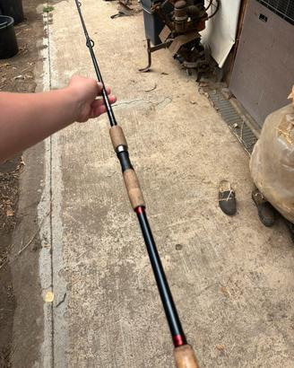 Canna da spinning shimano con mulinello
